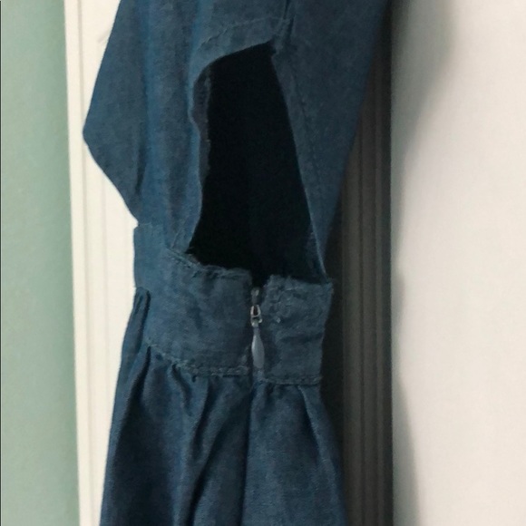 Light denim dress with peek a boo side opening - Picture 3 of 4